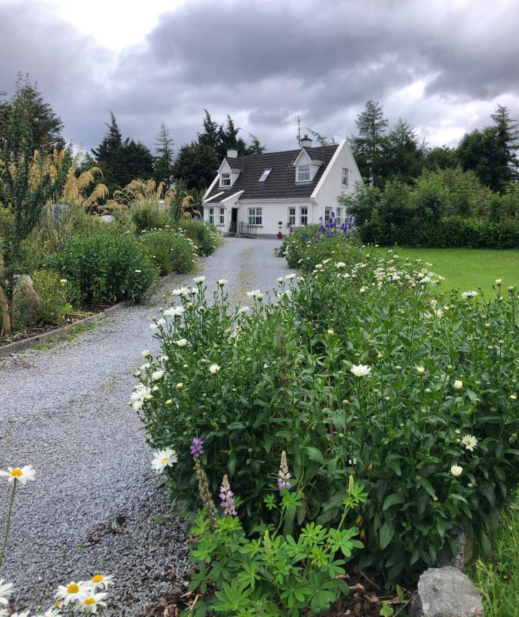 Isserkelly House Clonbur Екстериор снимка